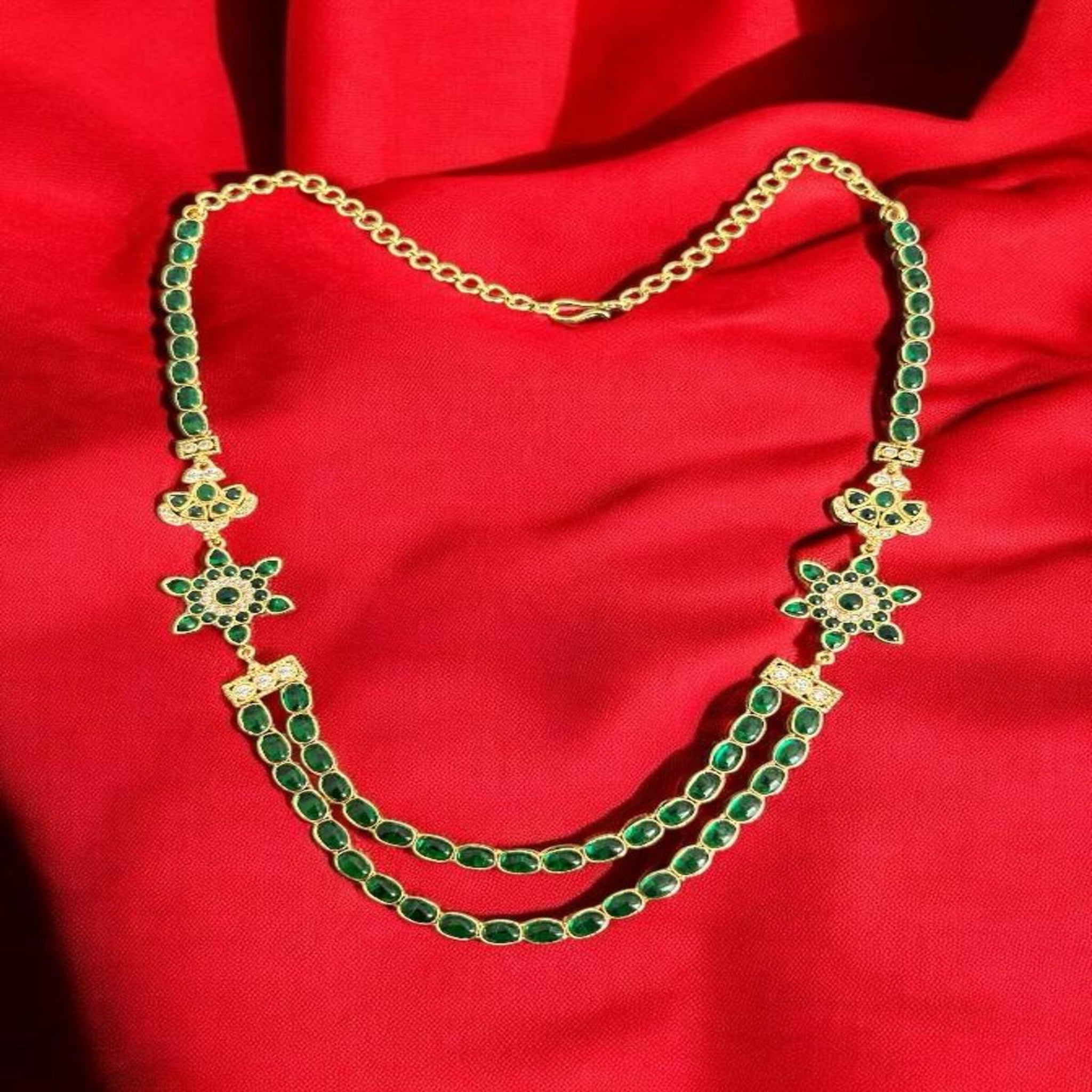 Emerald stone necklace