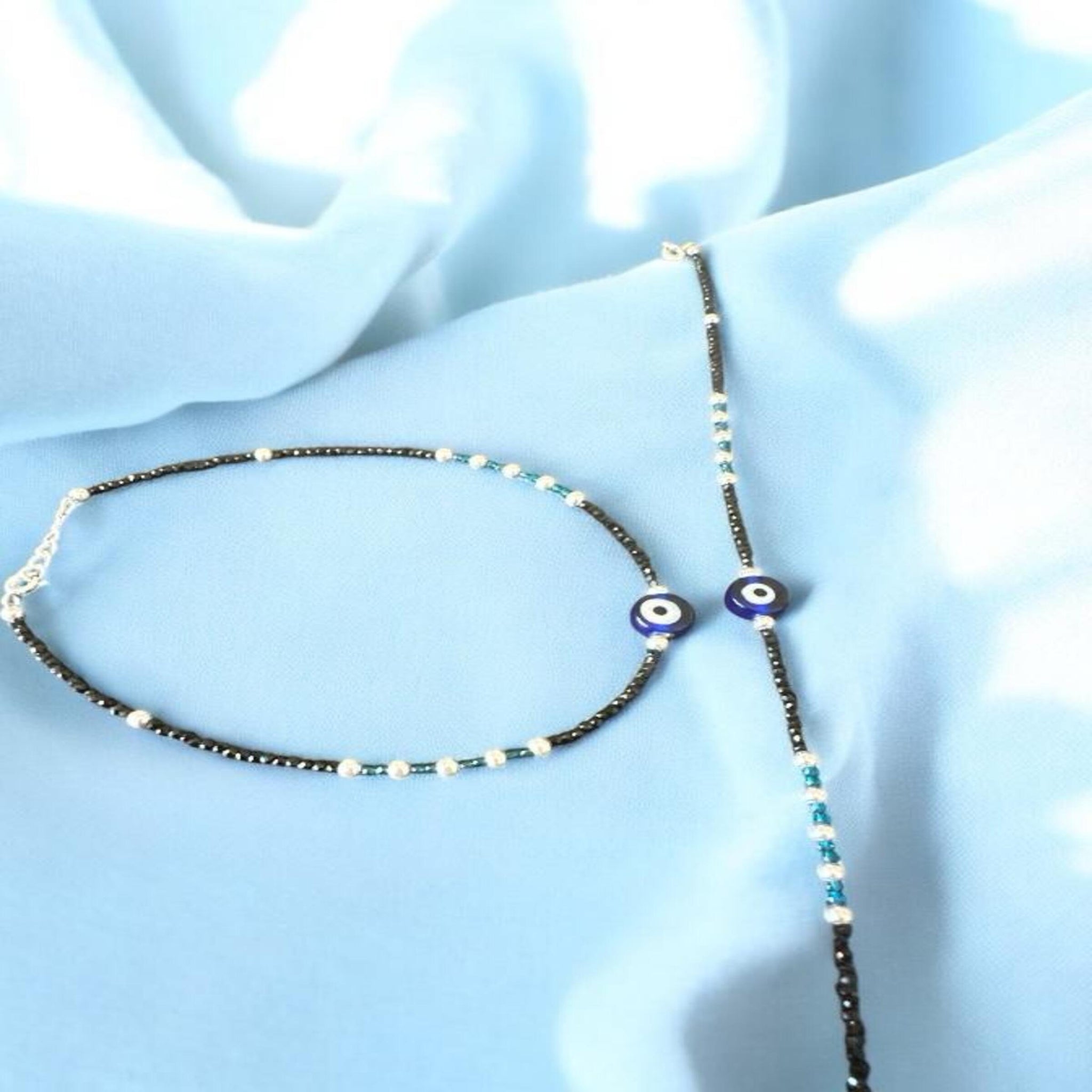 Evil anklet