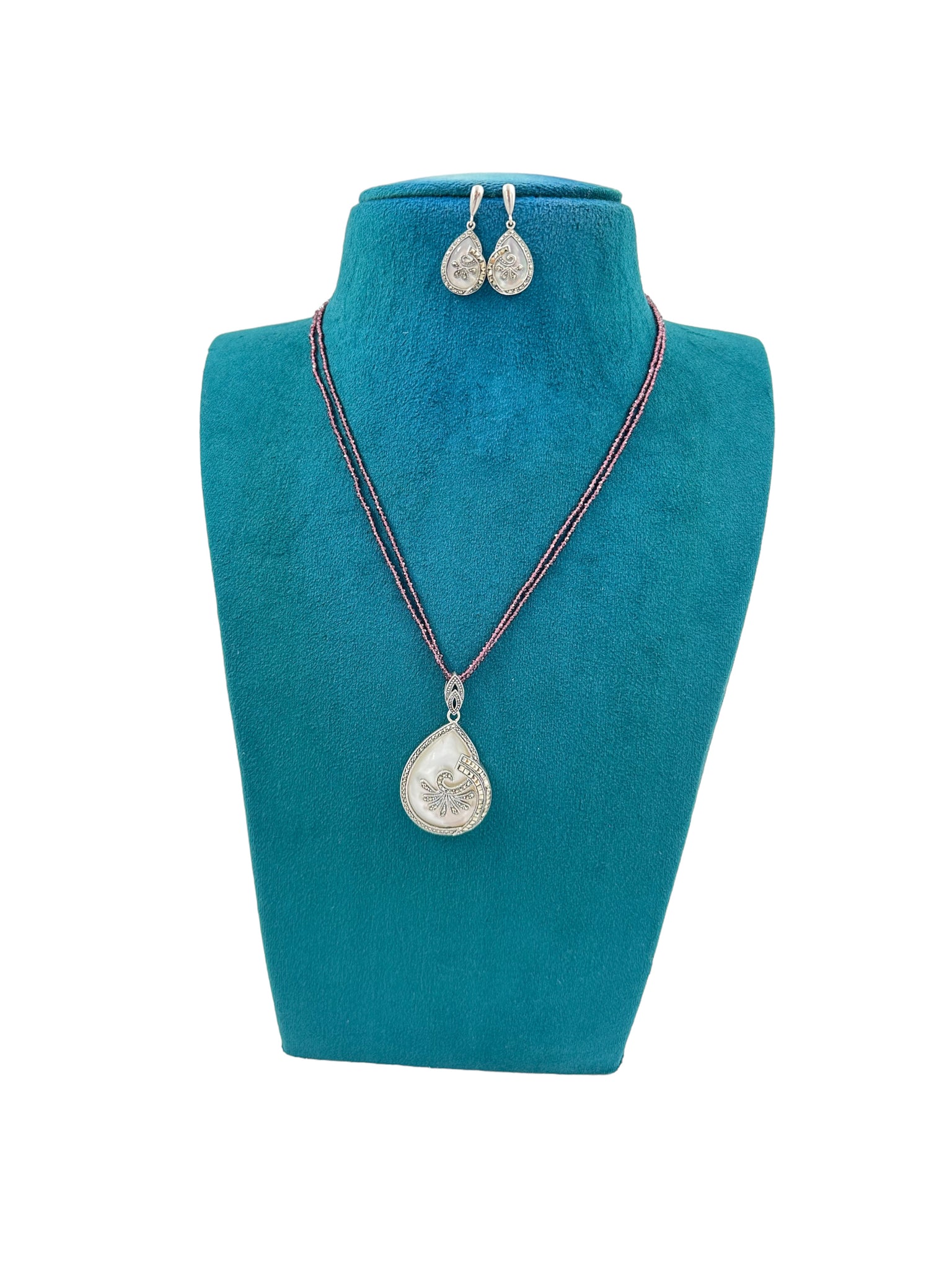 Oxidised pendant set Beads Chain