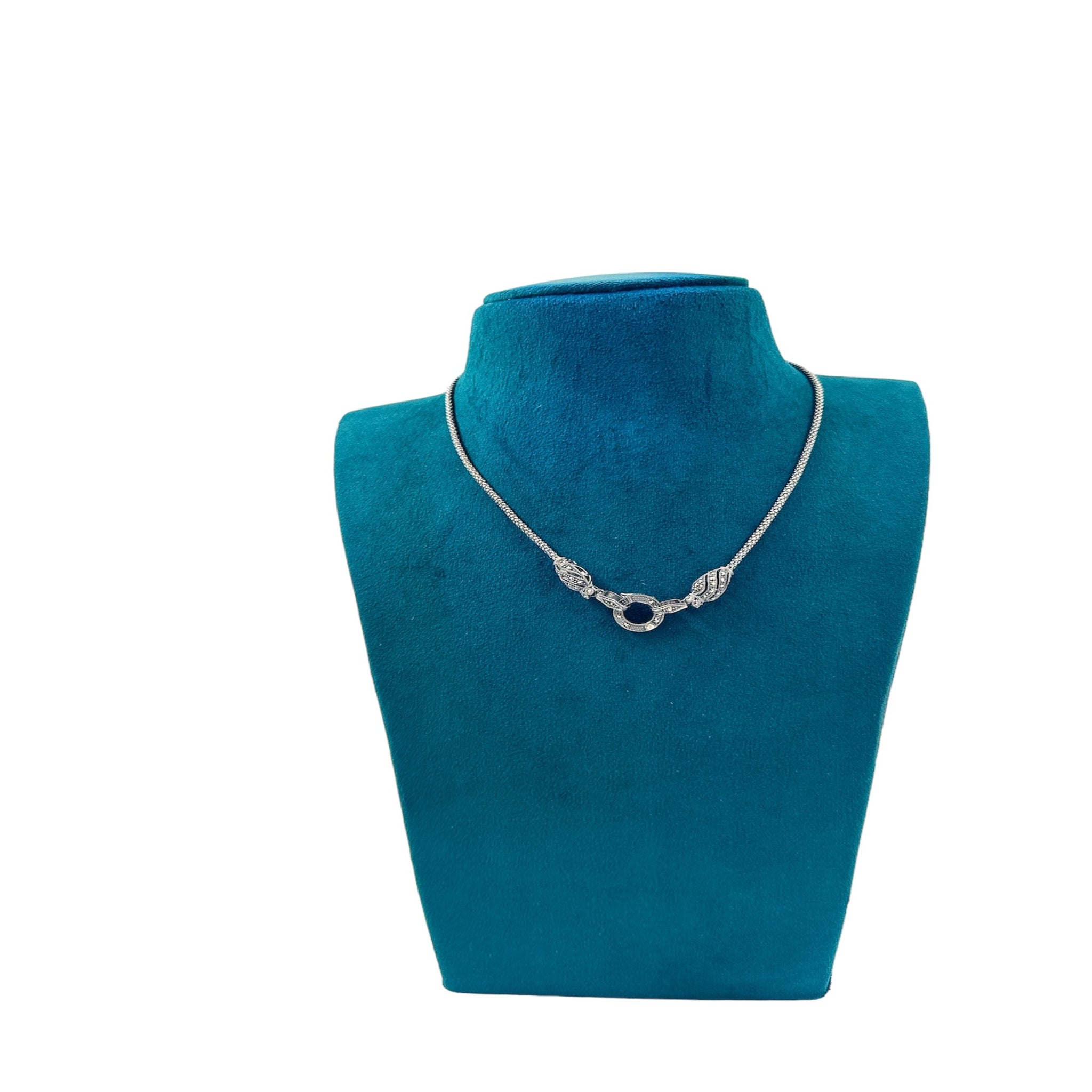 Antic Finishing With Round Shape pendent Women Chain
