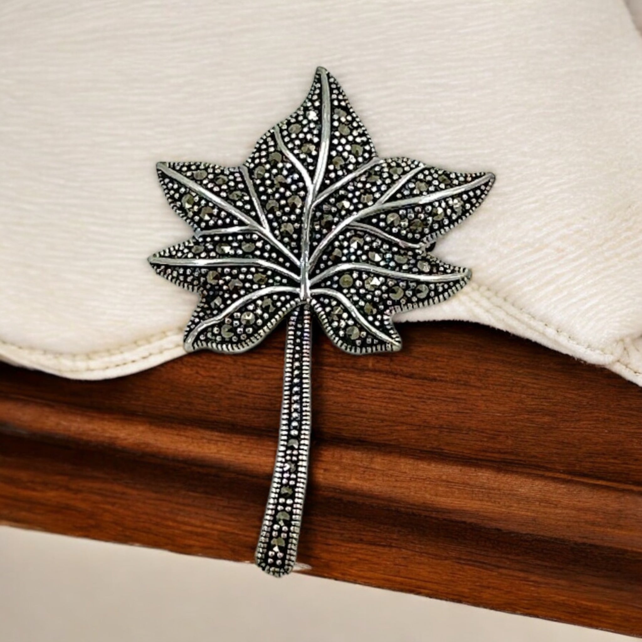 Precious Saree Pins 92.5 Silver  Flower Modal With Marker Stone Silver Polish