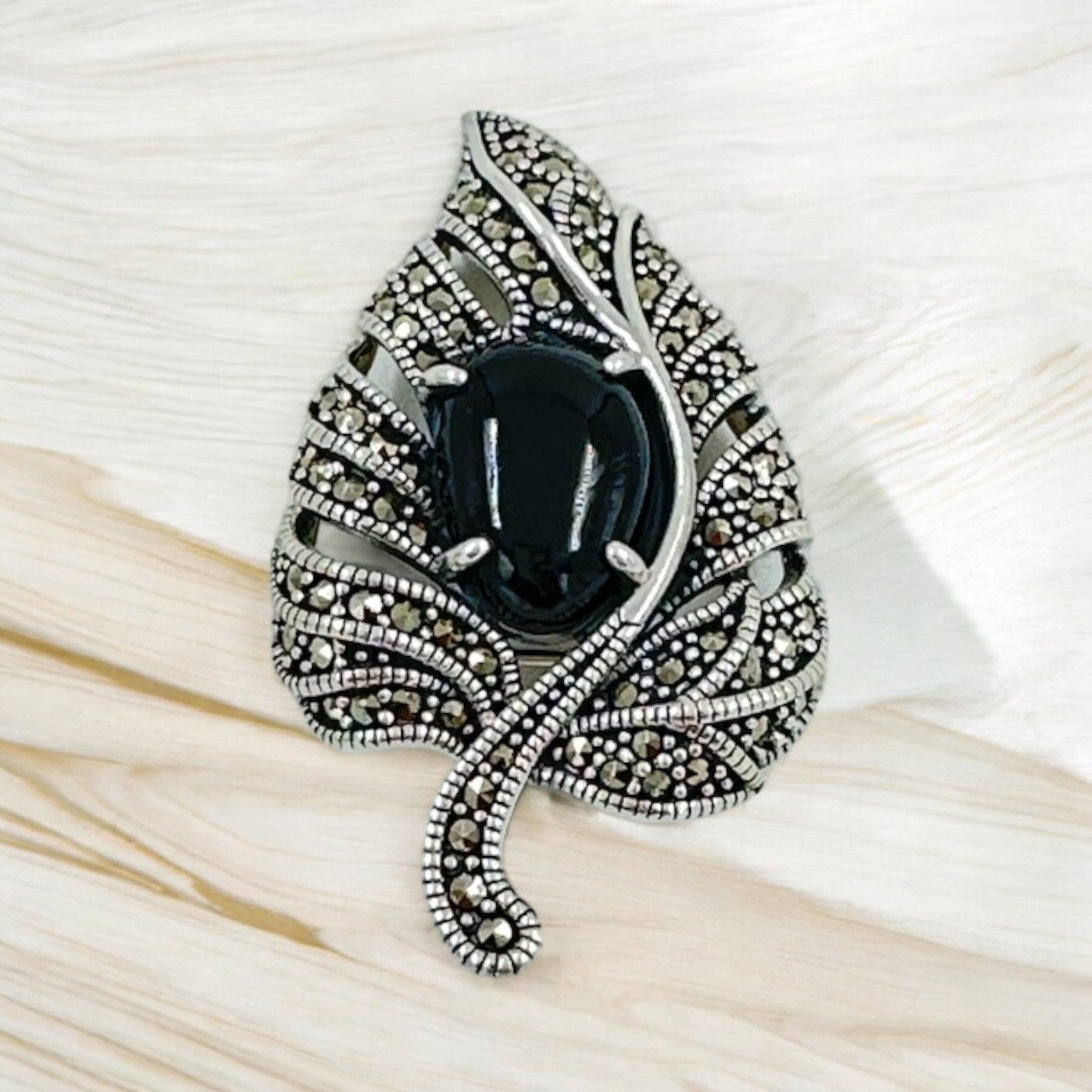 Precious Saree Pins 92.5 Silver Marker Stone Black Stone With Silver Polish