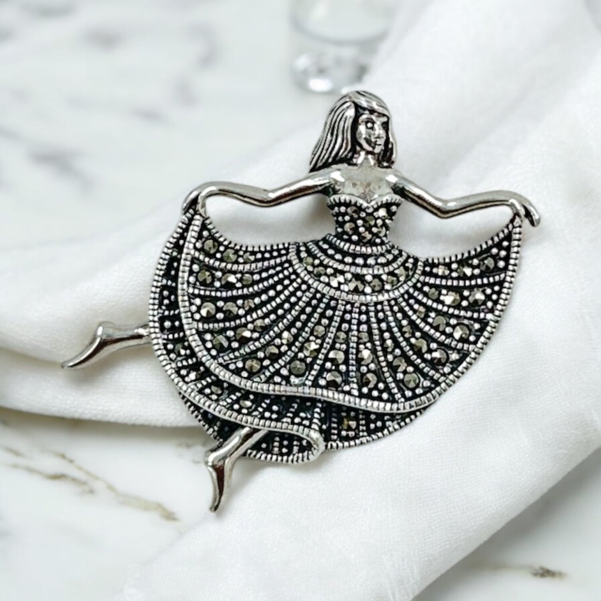 Precious Saree Pins 92.5 Silver Girl with Marker stone design