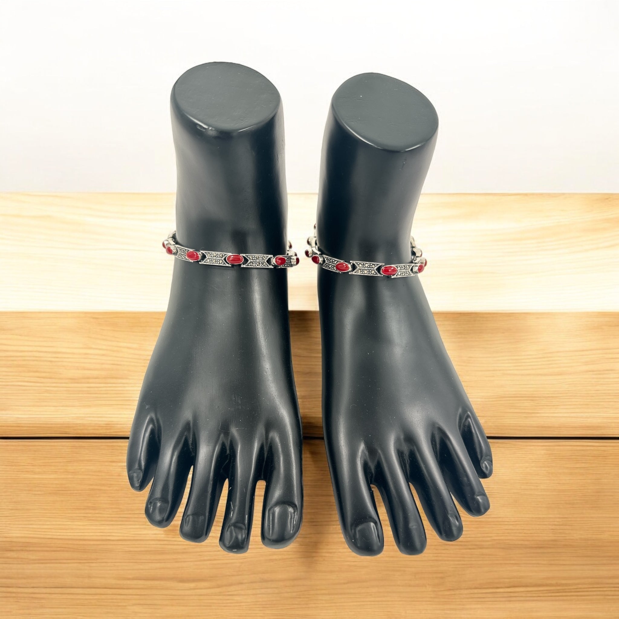 Marker Stones With Ruby Anklets