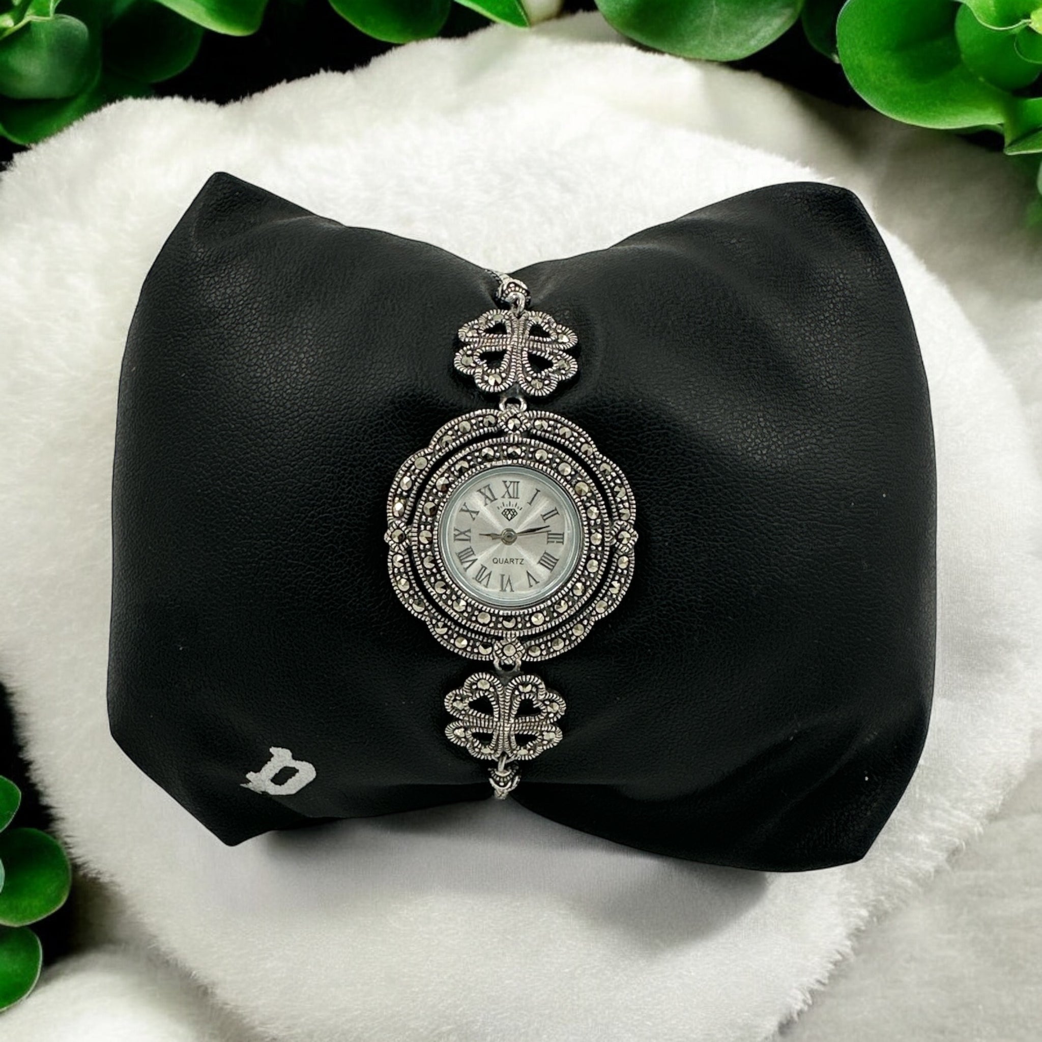 Flowers shape Womens Watch
