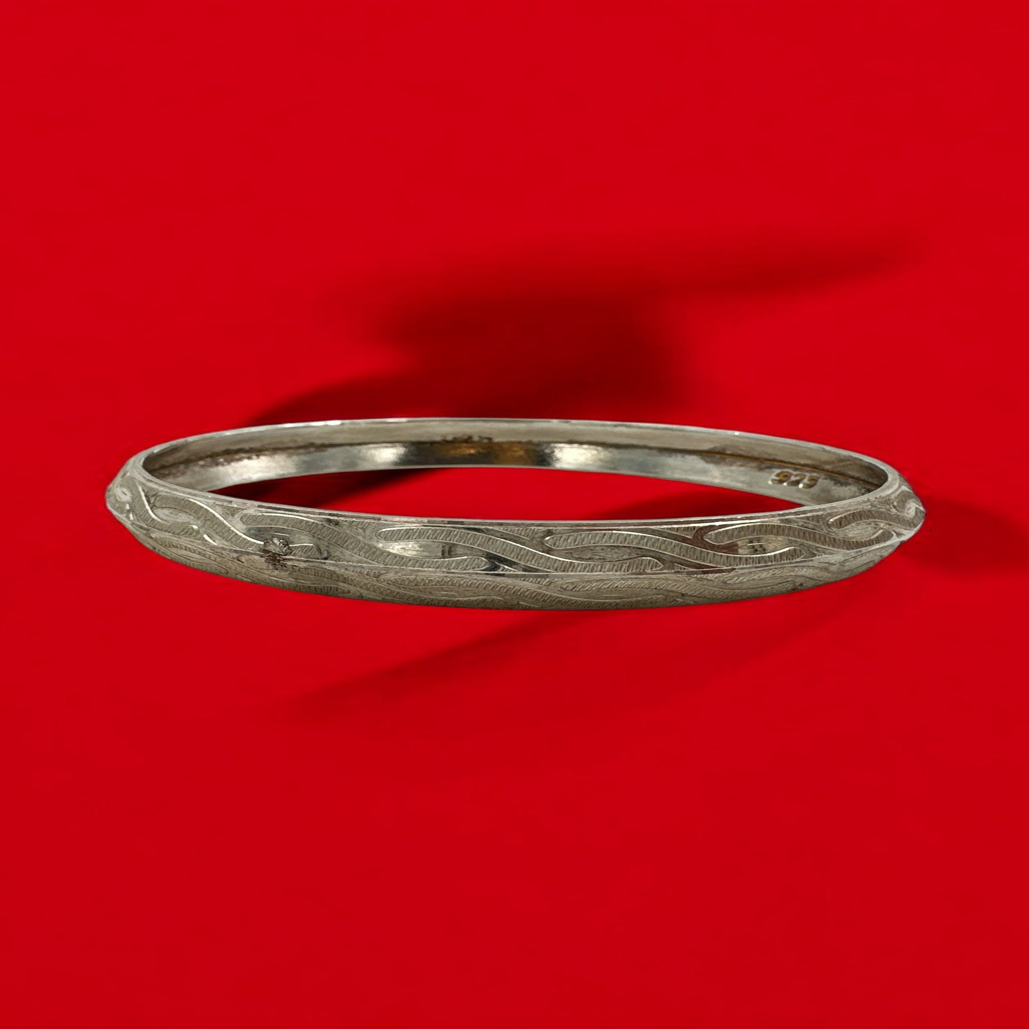 92.5 Silver Men's Elegant Textured Silver 2.14 Kada  With Silver Polish