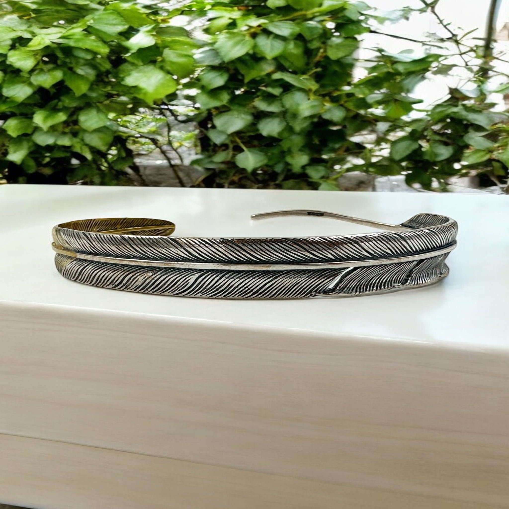 92.5 Silver Men's Kada Leaf: Elegant Feather Motif