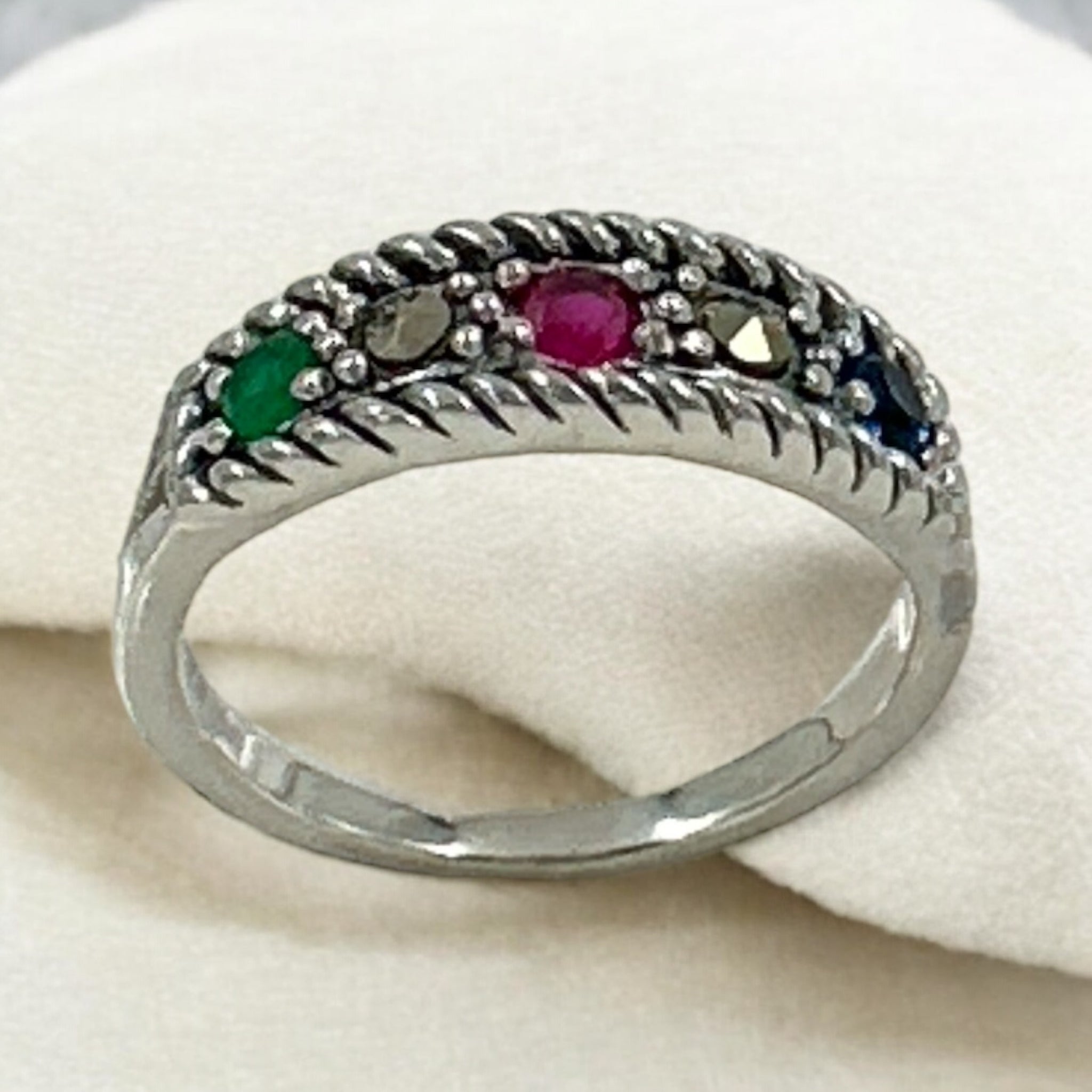 Marker Stone Finger Ring (Women)