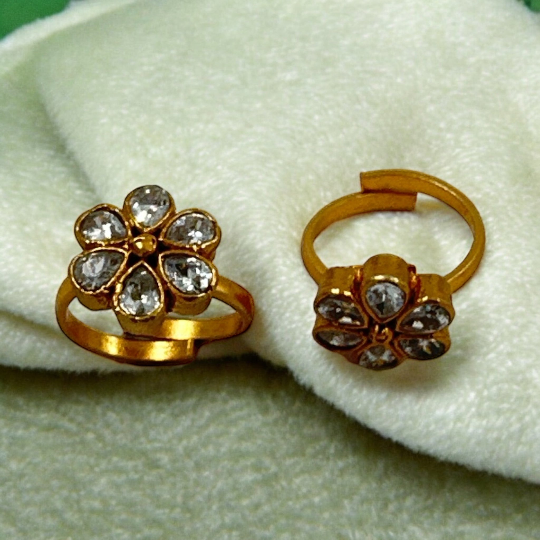 Toe rings White Stones  With Gold Palish 92.5 Silver