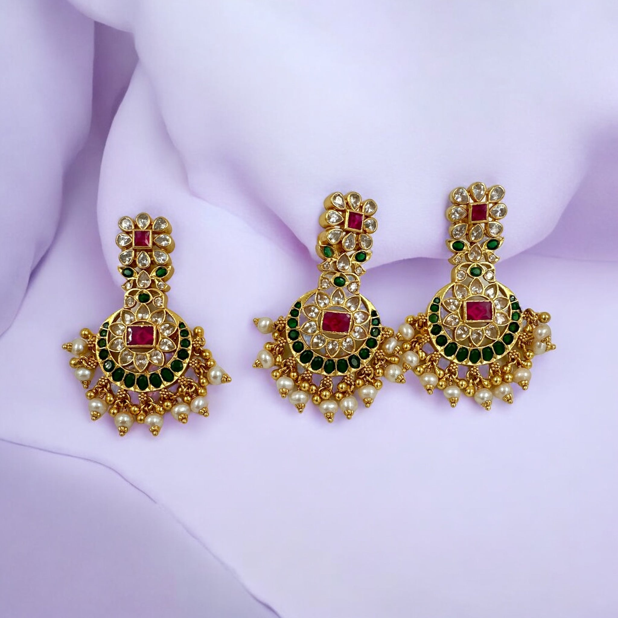 Precious Kundan Pendant Set 92.5 Silver kundhan set with Emarald stones and pearls hangs