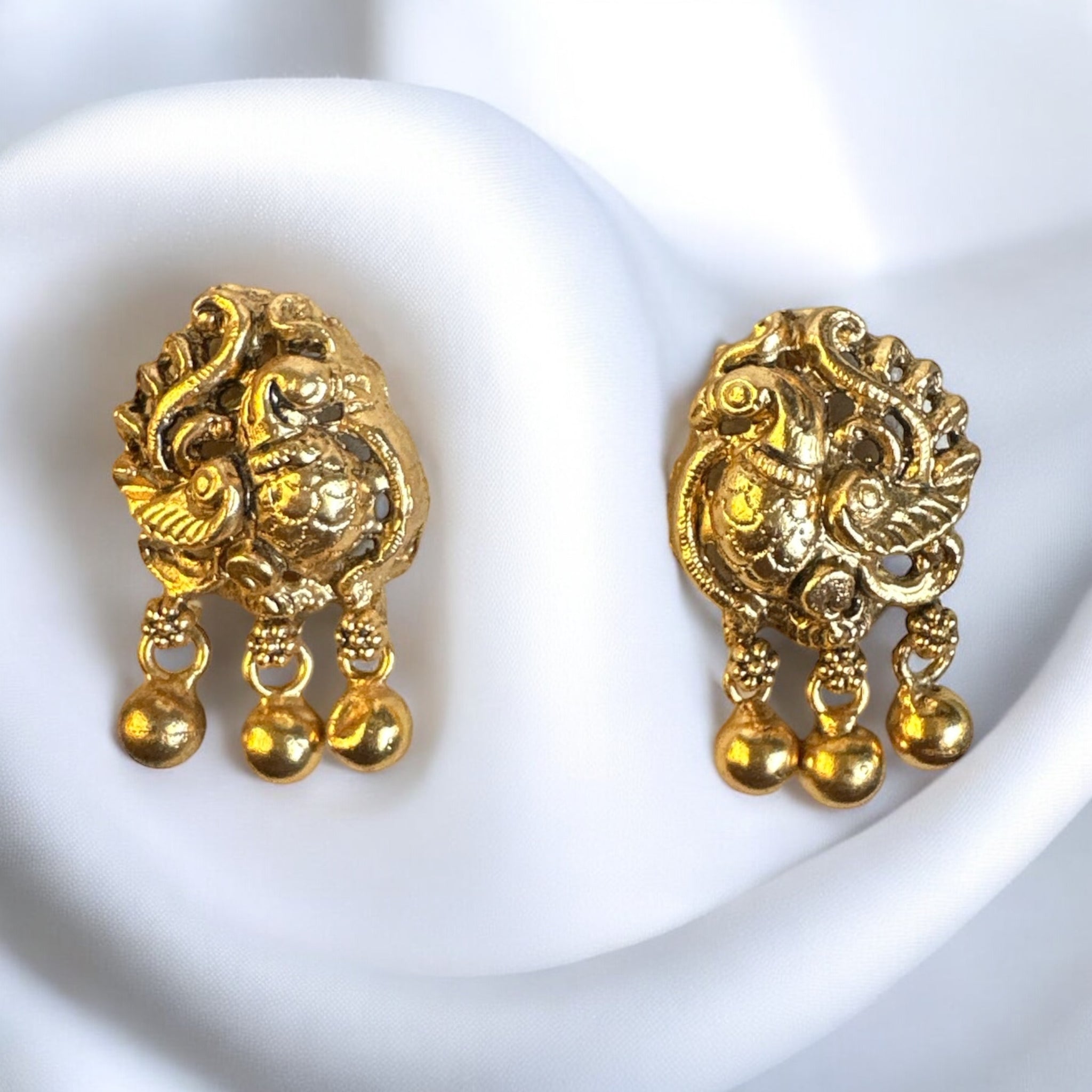 antic Earrings with plain modal