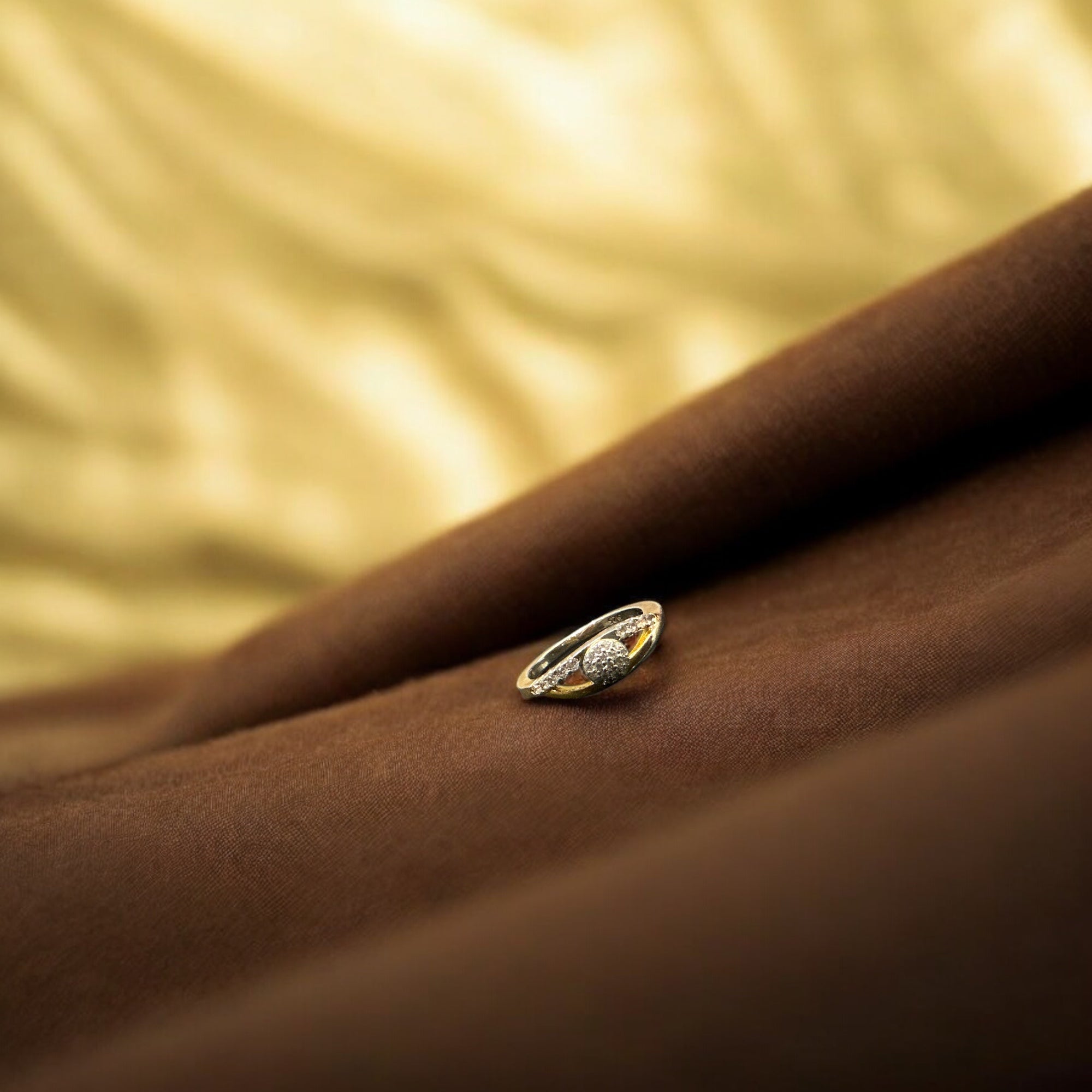 Precious finger ring 92.5 Silver Premium CZ