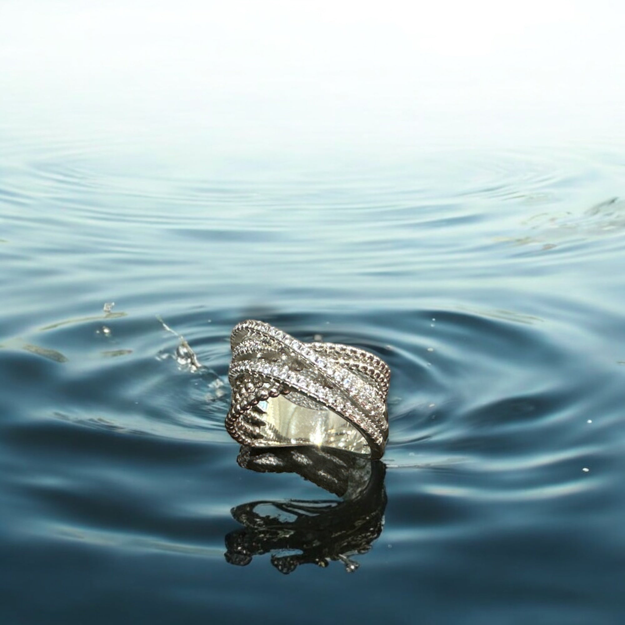 Precious finger ring 92.5 Silver Premium CZ
