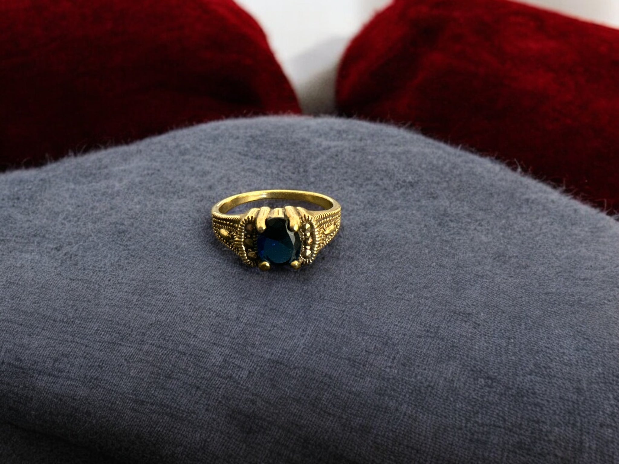 Precious finger ring 92.5 Silver Premium CZ