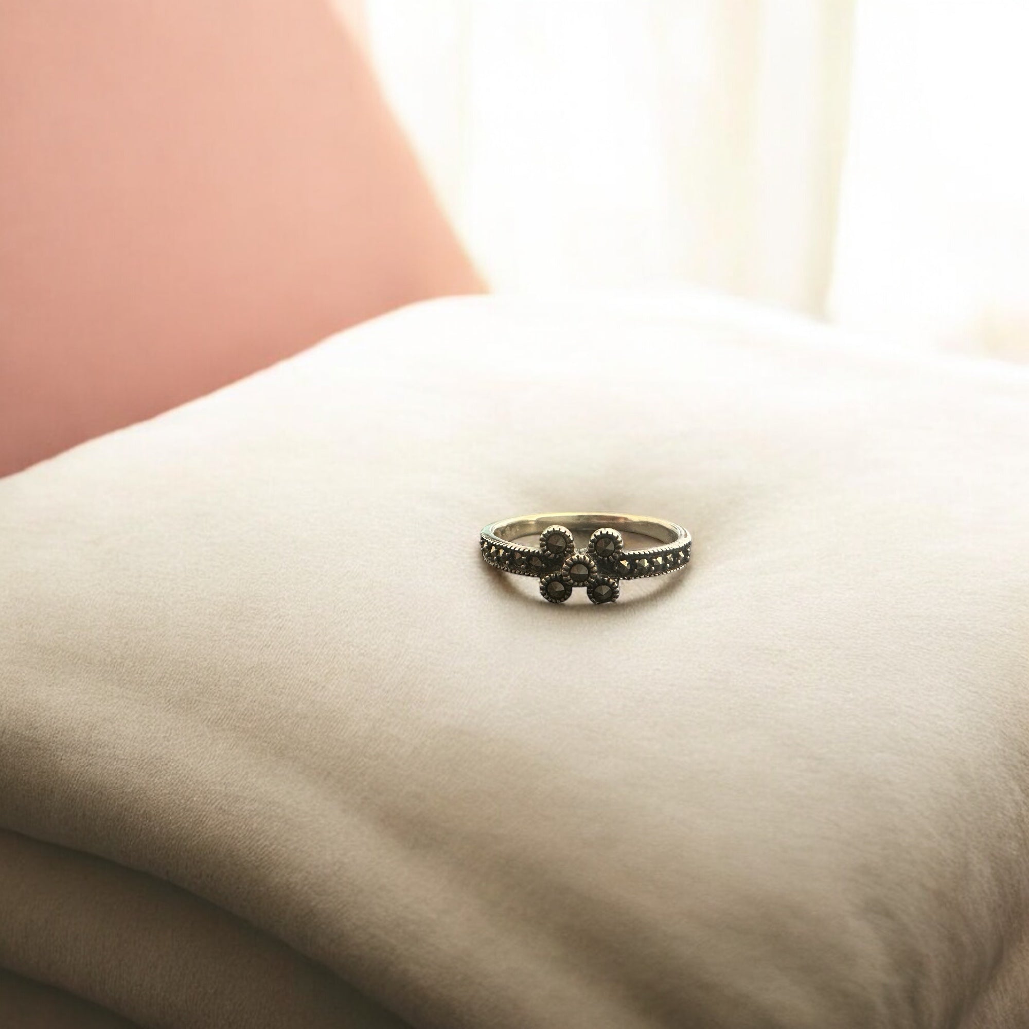 Precious finger ring 92.5 Silver Marker stone Ring