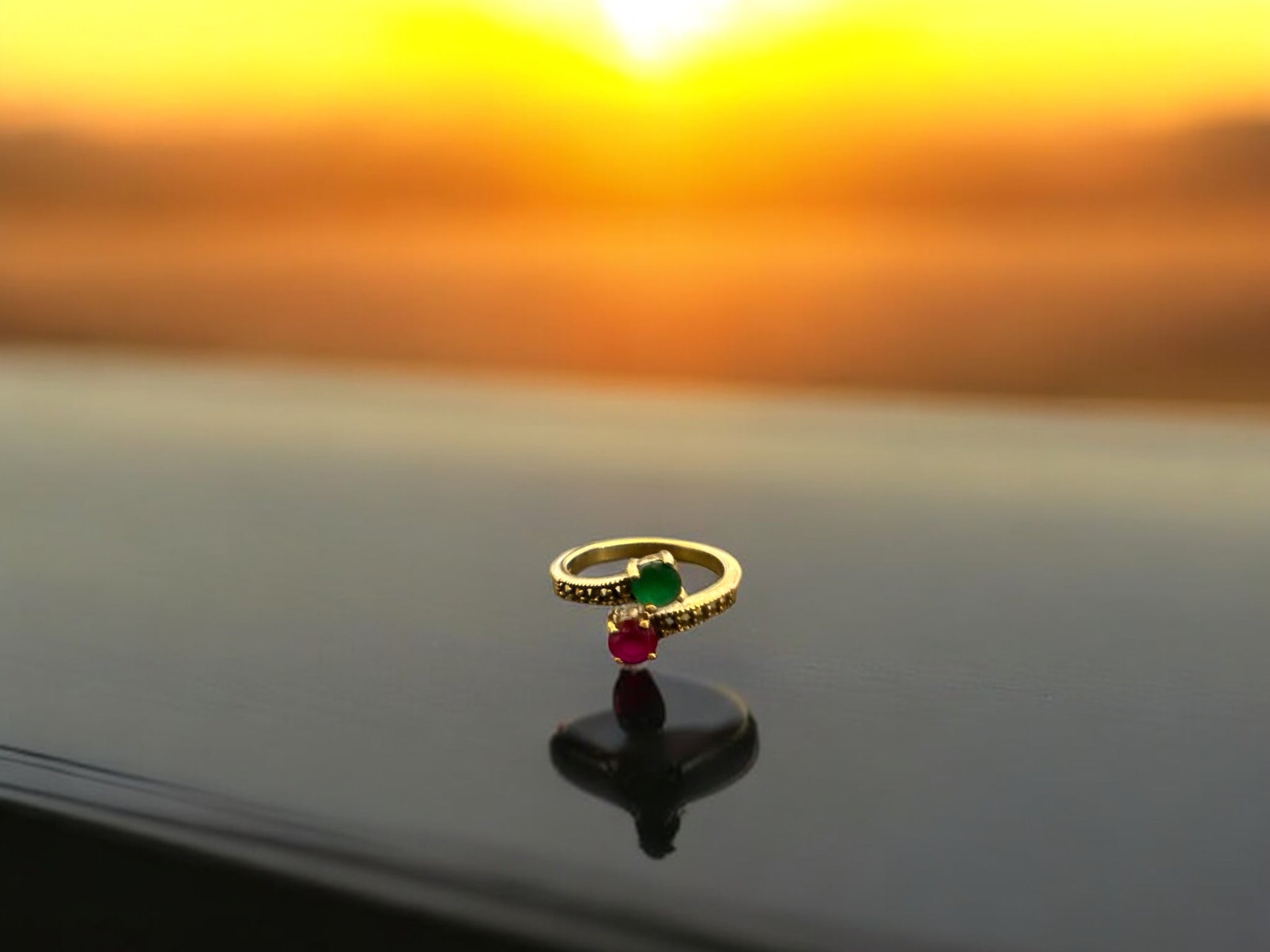 Precious finger ring 92.5 Silver Ruby with Emarald