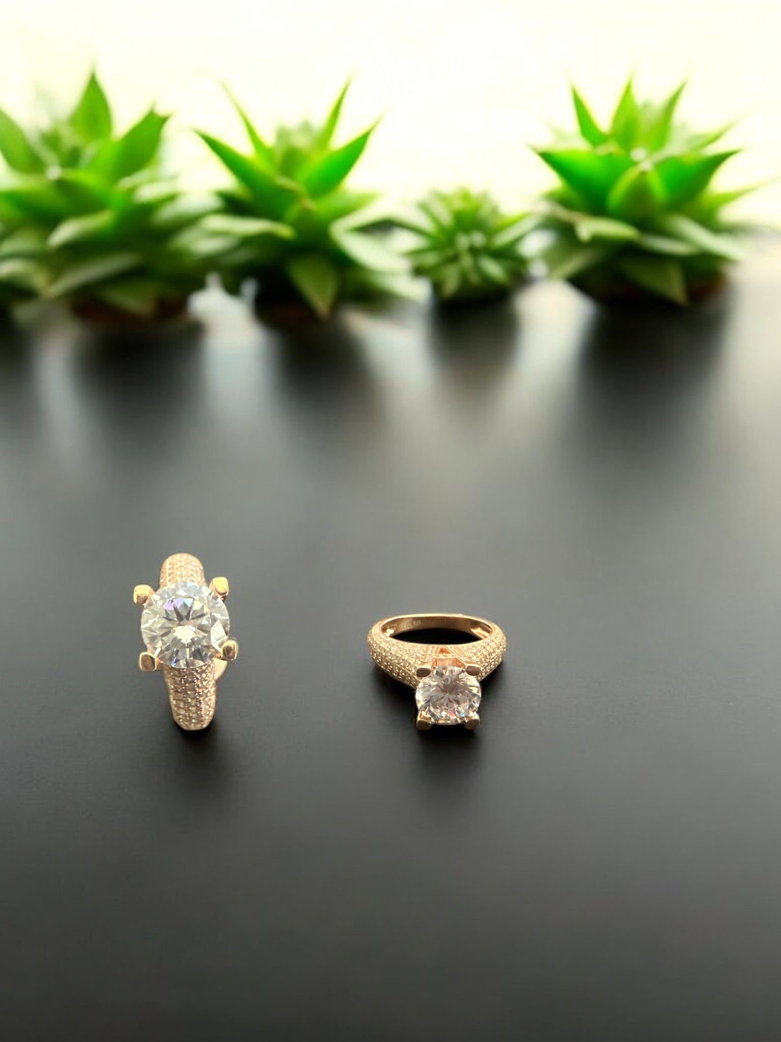 Precious finger ring 92.5 Silver Premium CZ