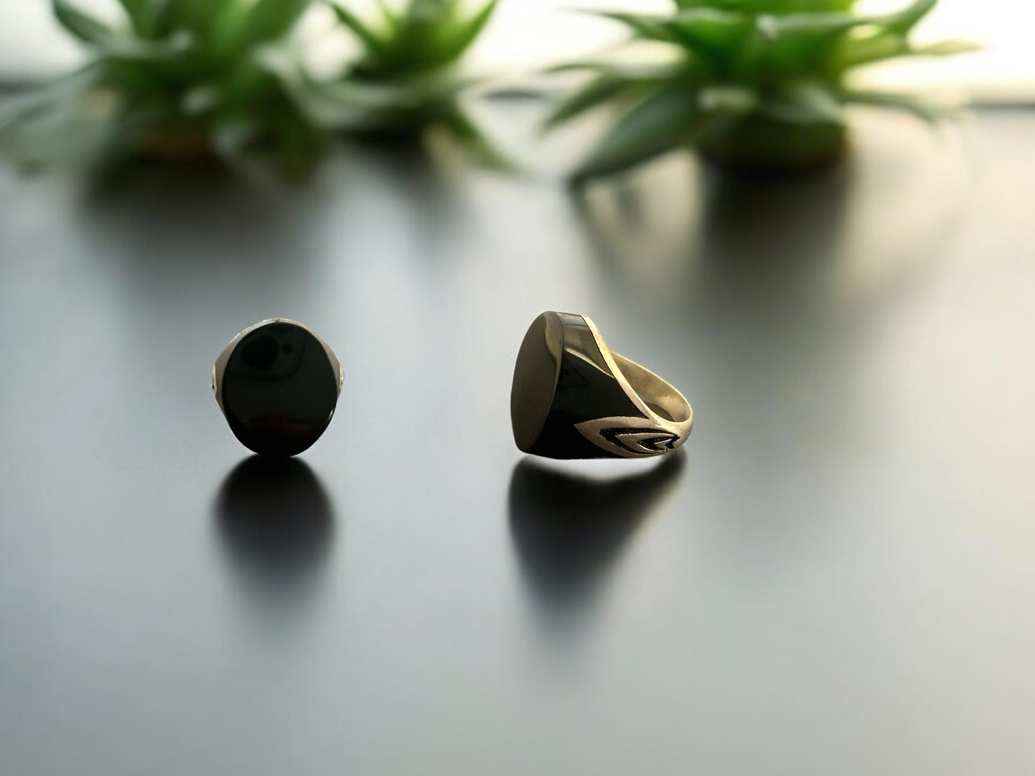 Precious finger ring 92.5 Silver Black Digin