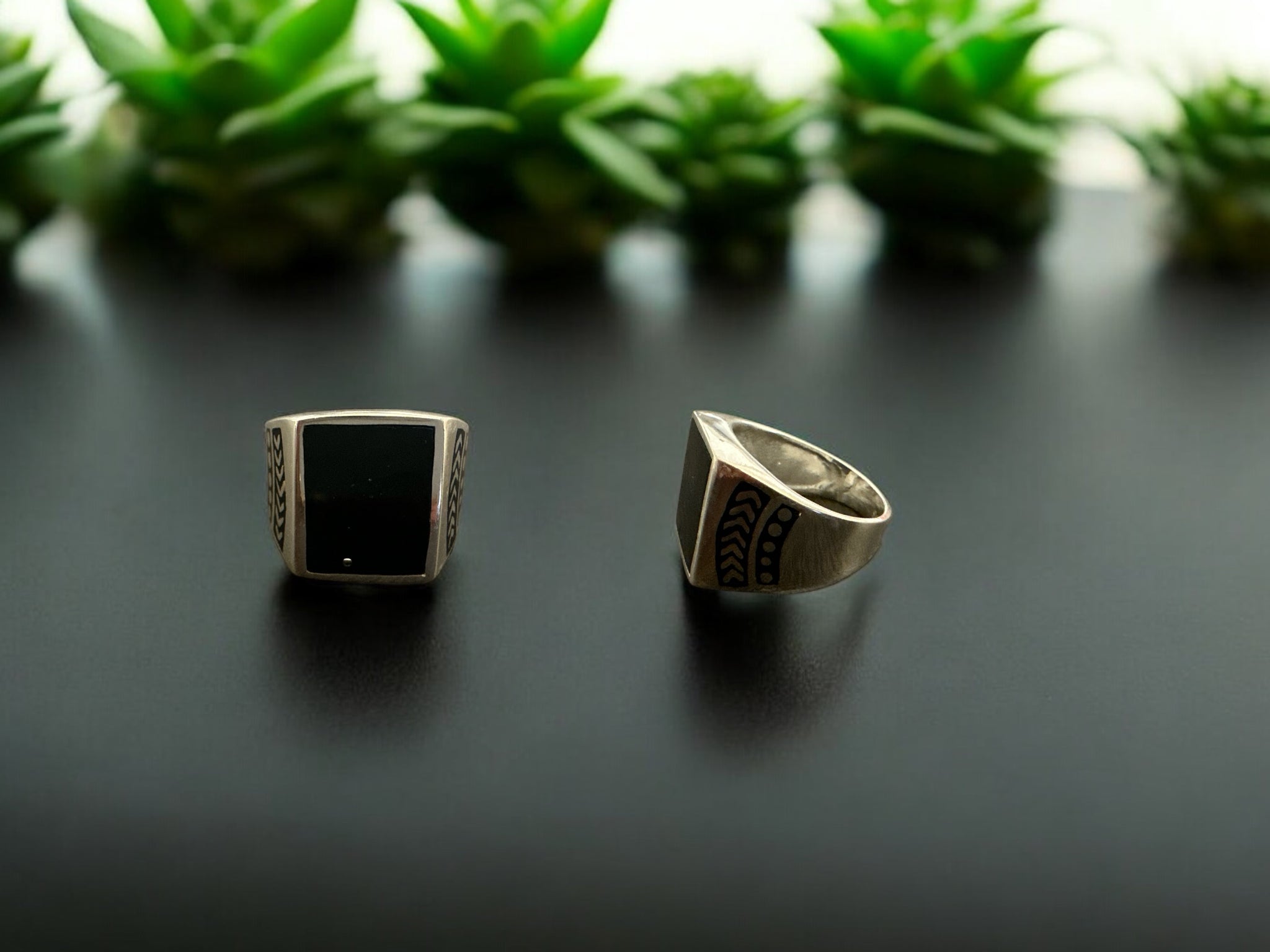 Precious finger ring 92.5 Silver Black Digin Ring