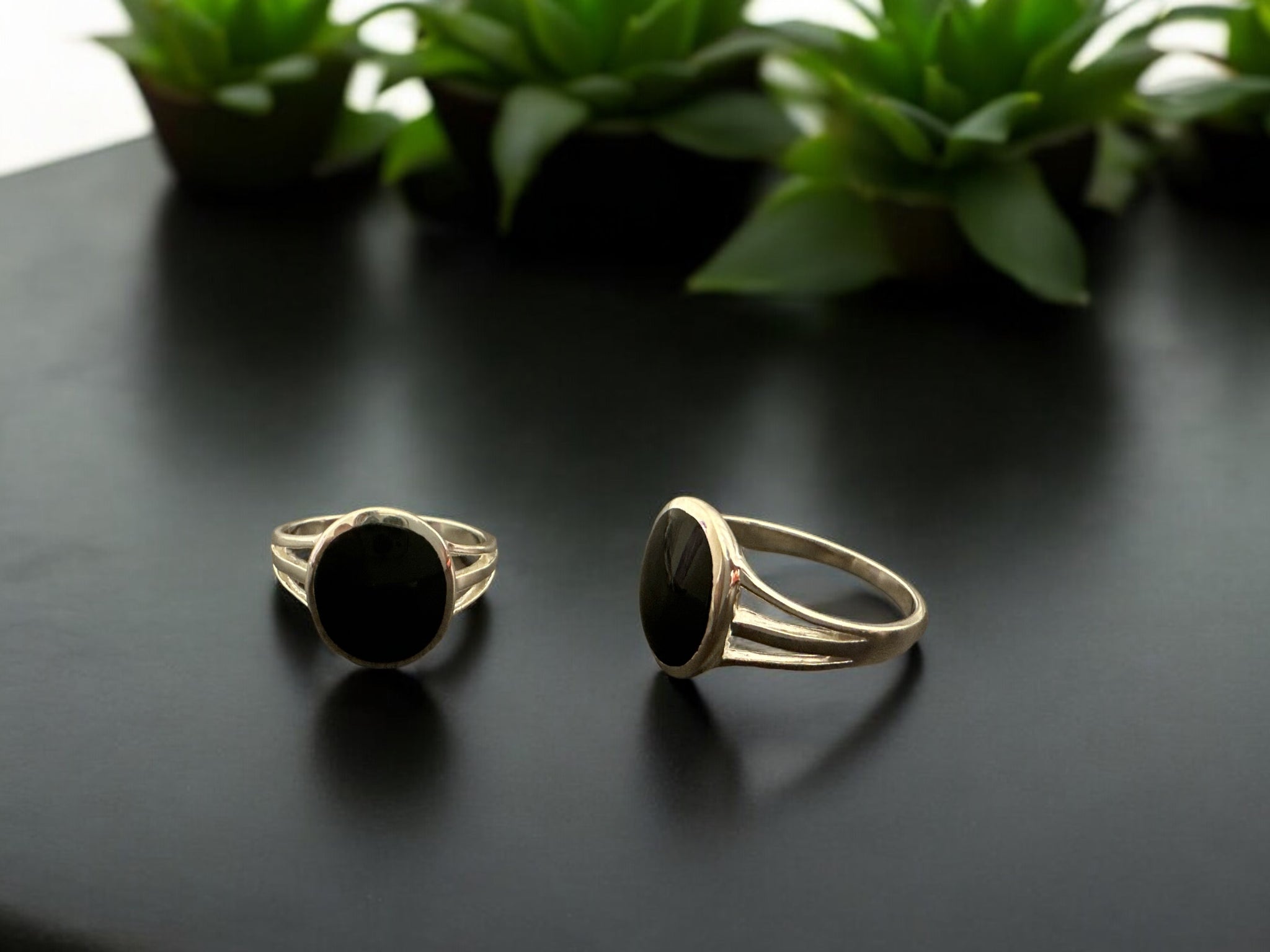 Precious finger ring 92.5 Silver Black Digin Ring