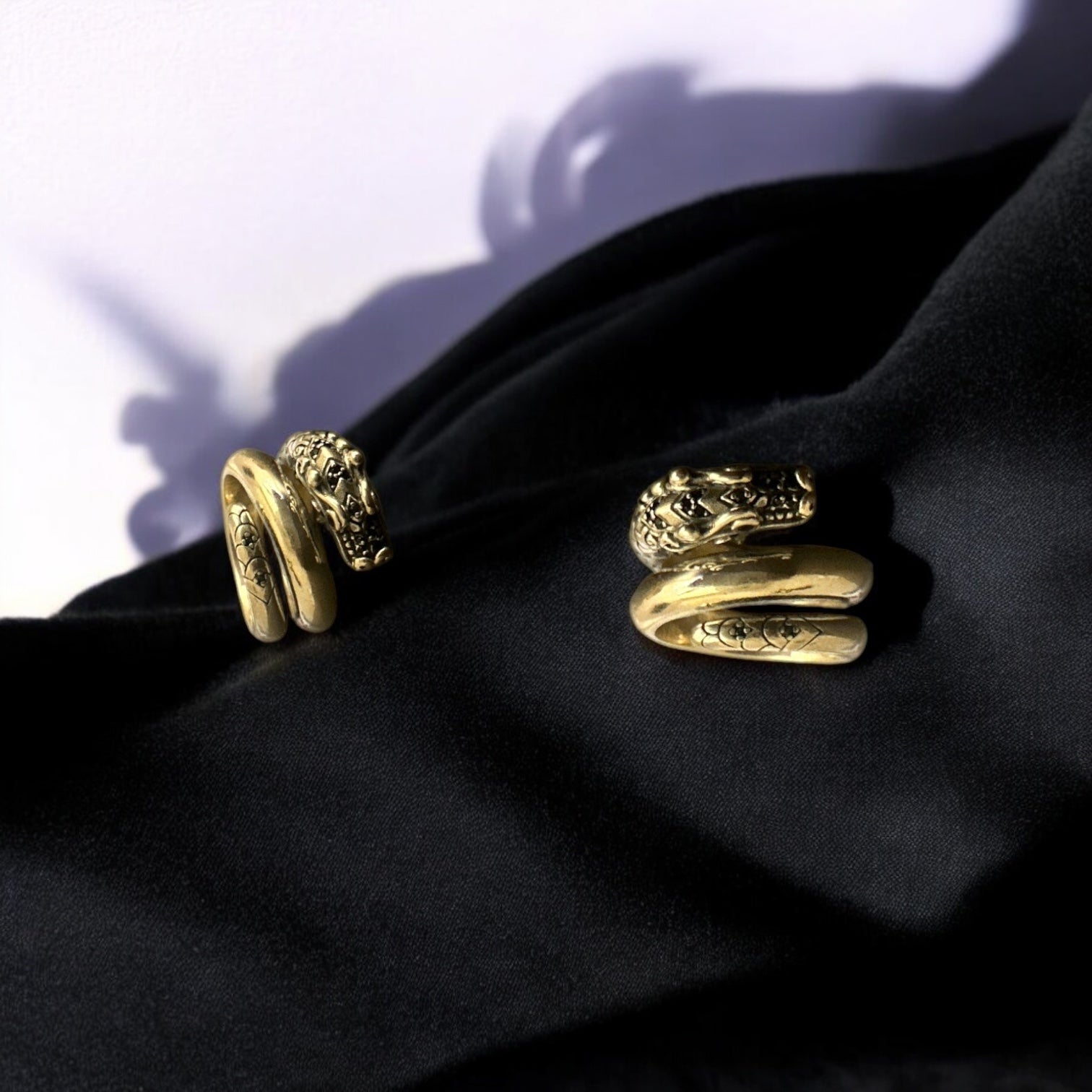 Precious finger ring 92.5 Silver Sneke