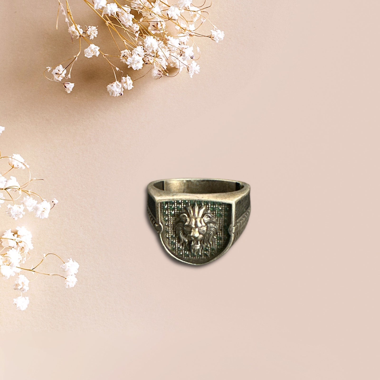 Precious finger ring 92.5 Silver  Lion