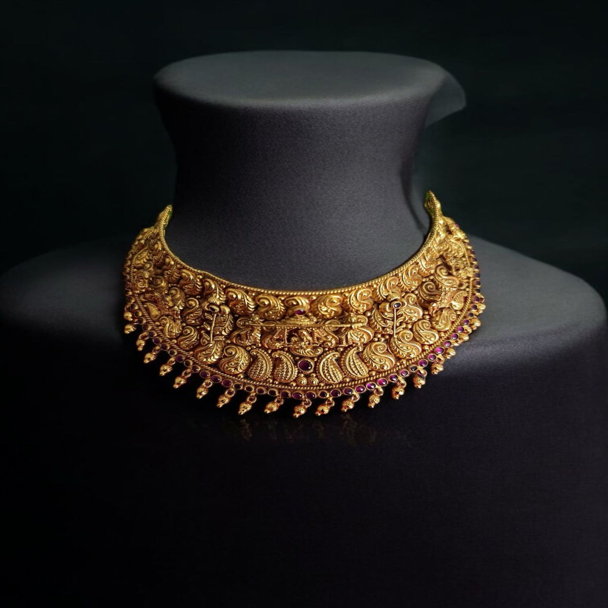 Silver Temple Finish Choker