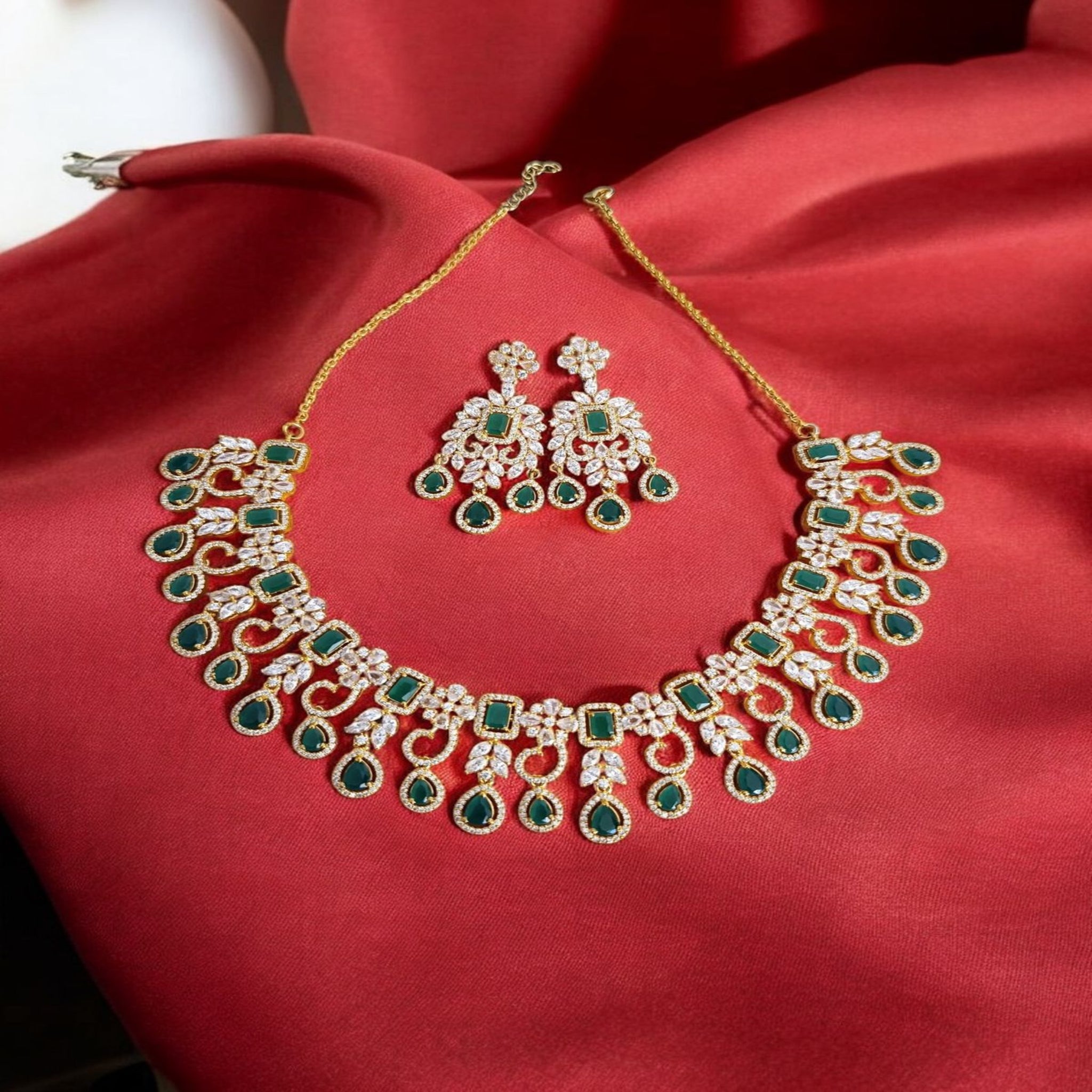 Necklace Set with CZ Emeralds Stone and Gold Polish