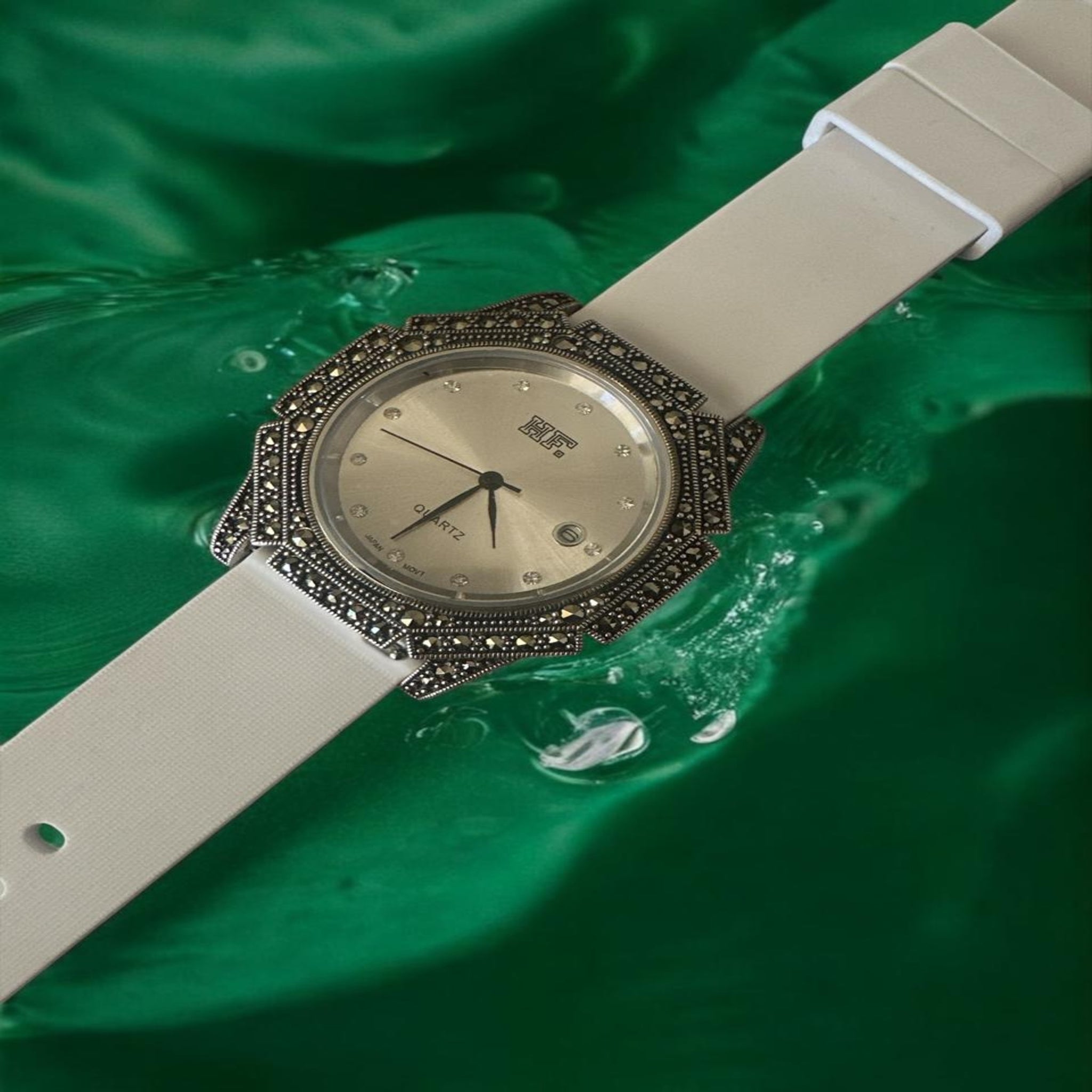 White Belt with marker stones Mens Watch