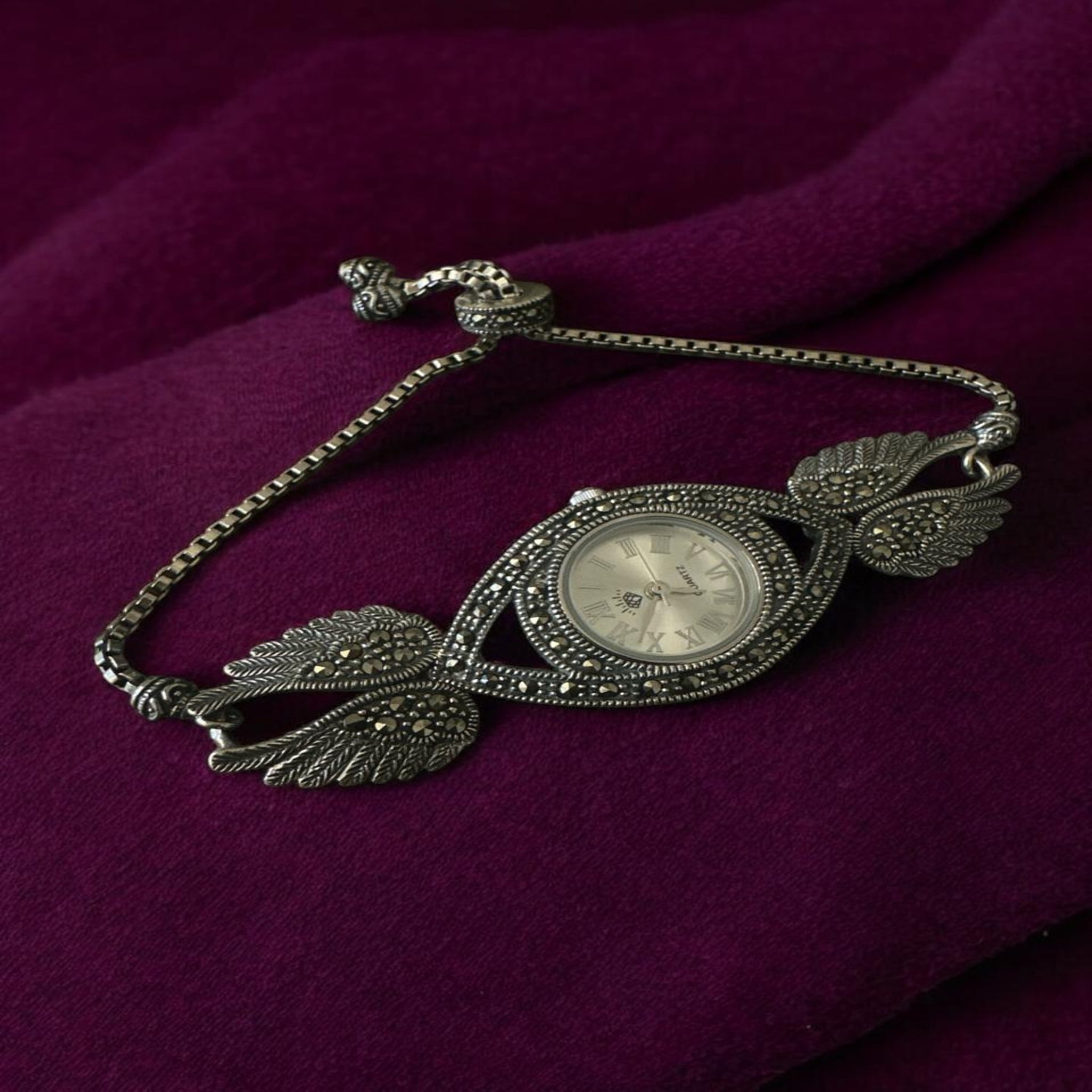 Duck shape desgin  Womens Watch