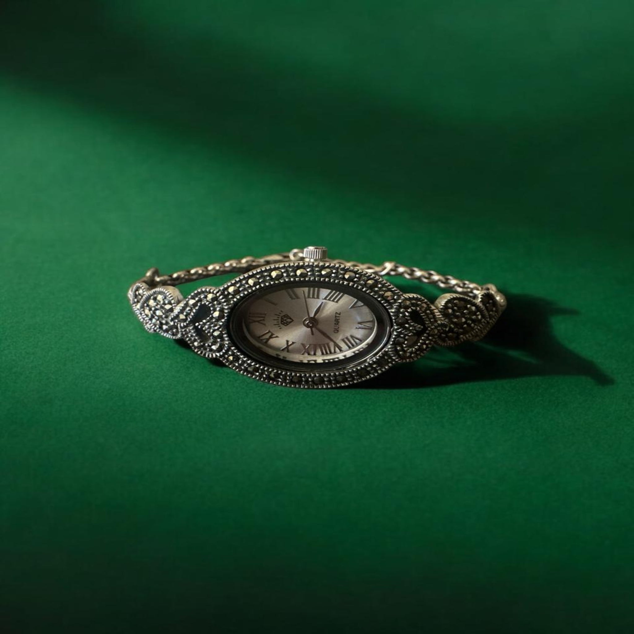 womens Watch with Marker stone