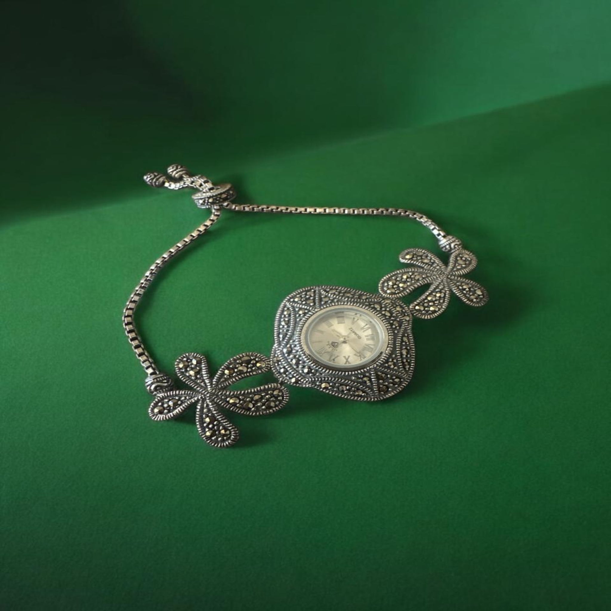 Flower shape Womens Watch