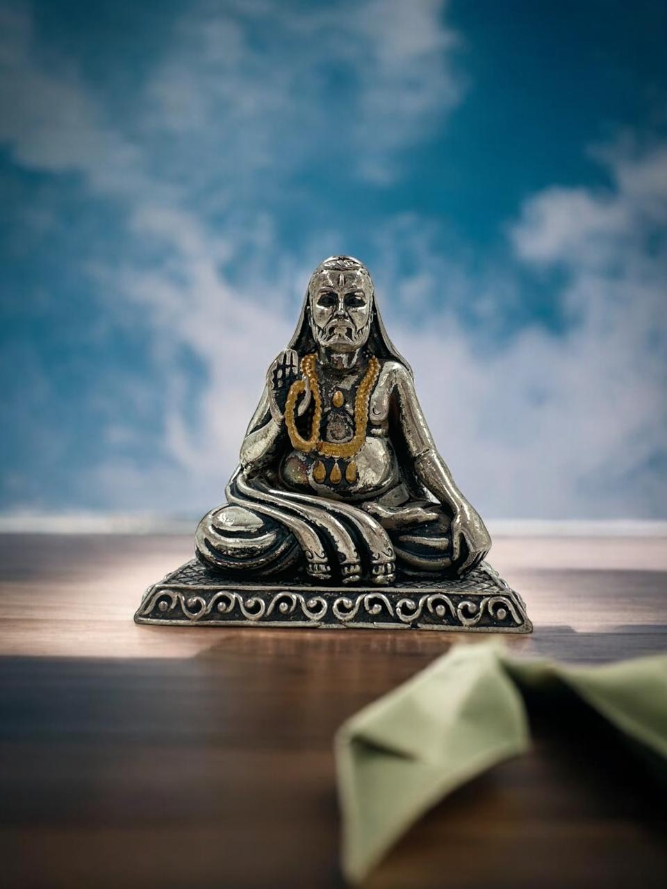 Raghavedra idol with 92.5 Silver