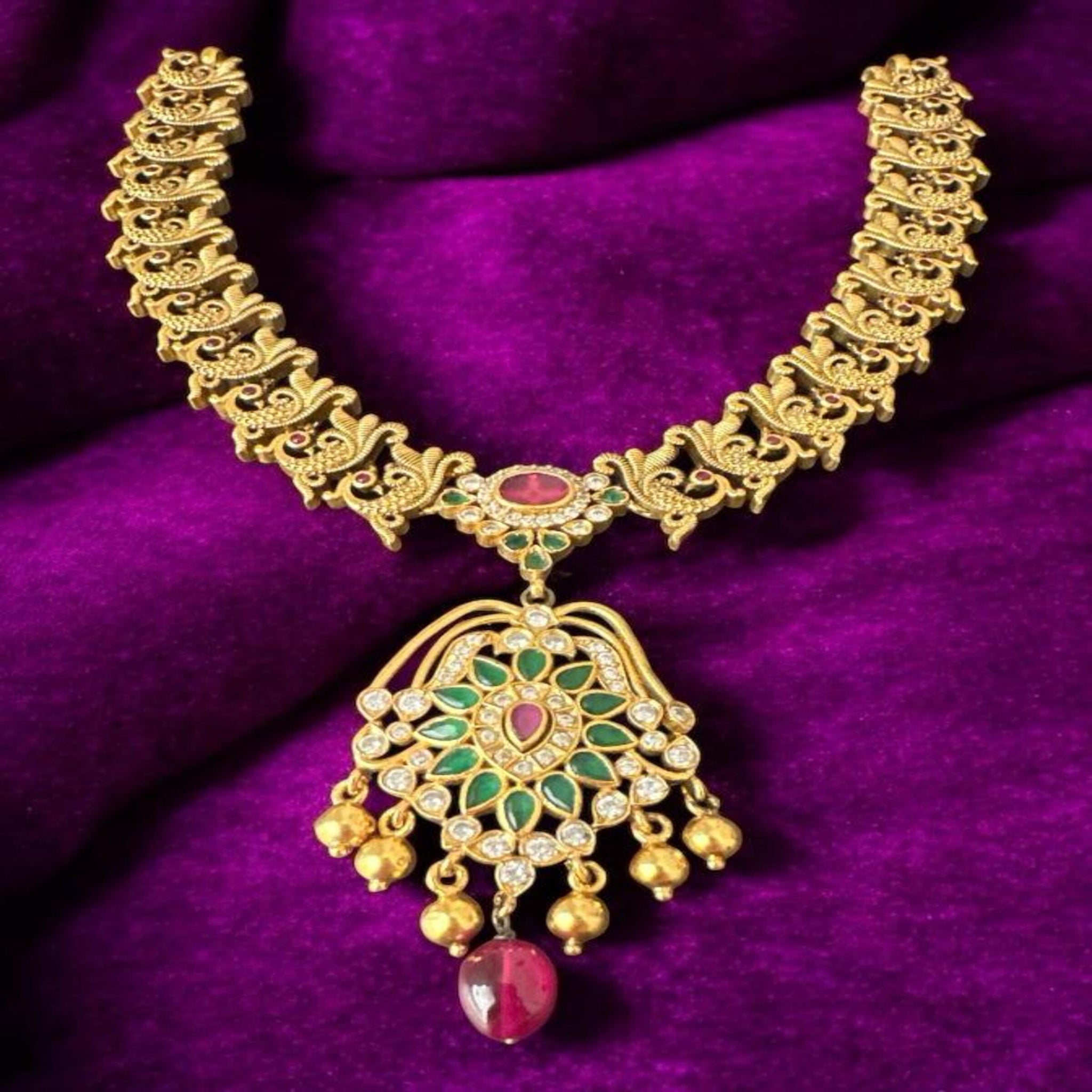 Antique Finishing With Gold Polish Necklace